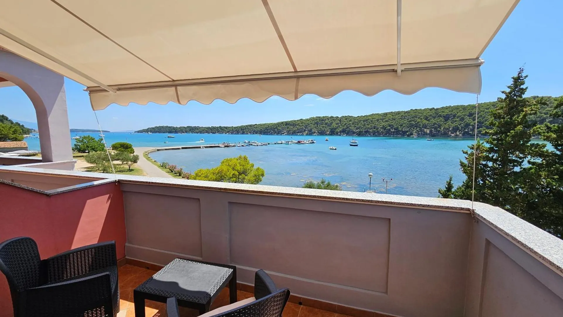 Guesthouse Dezeljin Kampor Penzion